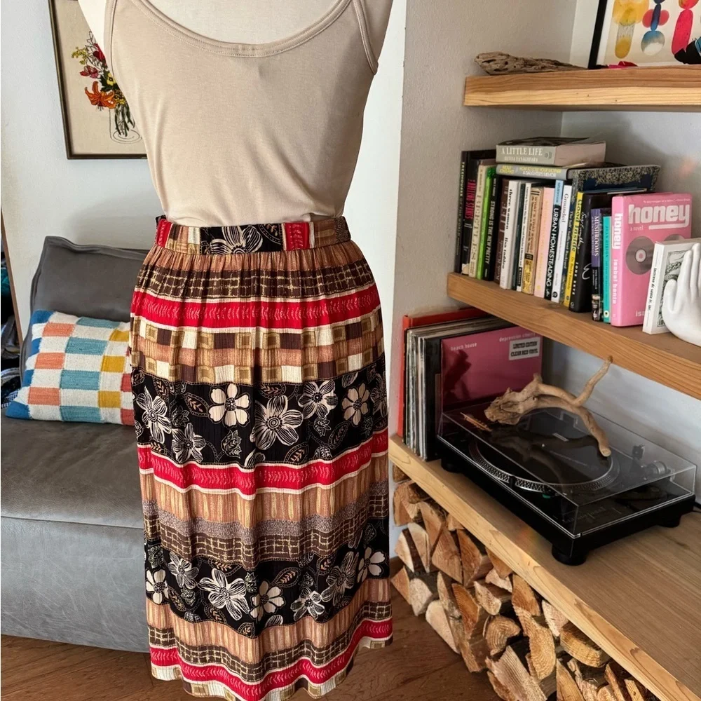 Vintage 80’s or 90’s Alfred Dunner Vibrant Floral and Stripe Midi Skirt